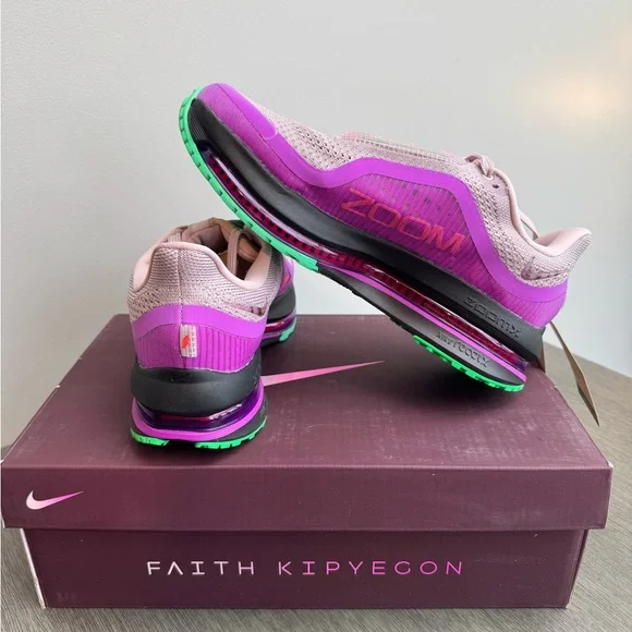 Women's Nike Pegasus Premium - Picture 2 of 6